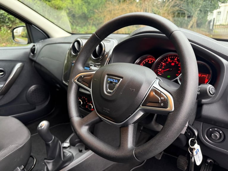 2020 Dacia Sandero 0.9 TCe Comfort Euro 6 (s/s) 5dr HATCHBACK Petrol Manual