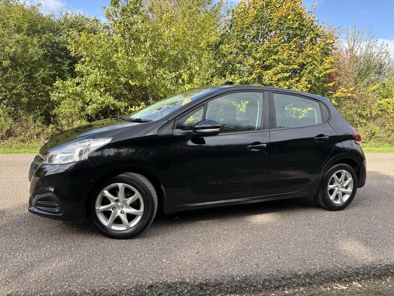 PEUGEOT 208 1.2 PureTech Active 2018