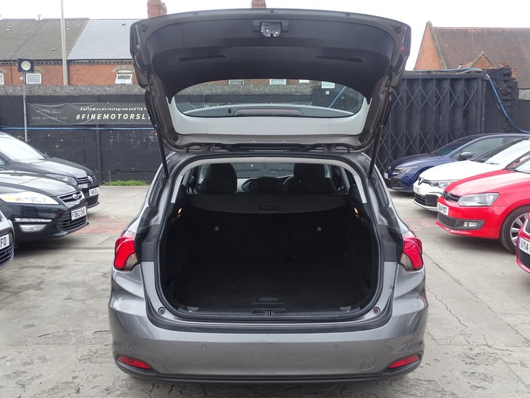 FIAT TIPO 1.6 Tipo Station Wagon 1.6 Multijet 120hp Lounge Grey Manual Diesel 20