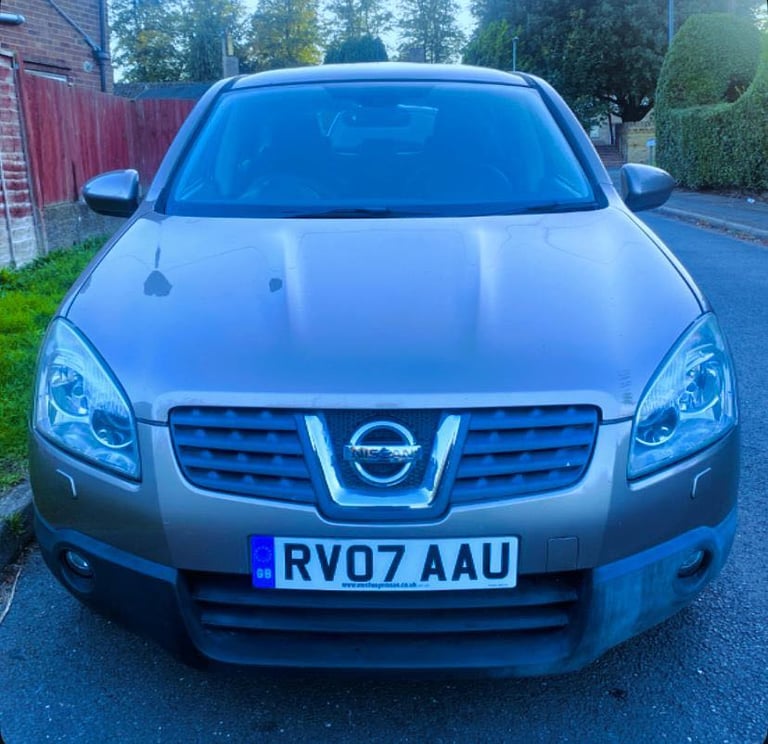 Qashqai AUTOMATIC GLASS roof 12Month Mot great runs Ulez free 