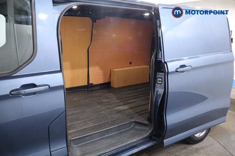 2024 Ford Transit Custom 2.0 EcoBlue 136ps H1 Van Limited PANEL VAN DIESEL Manual