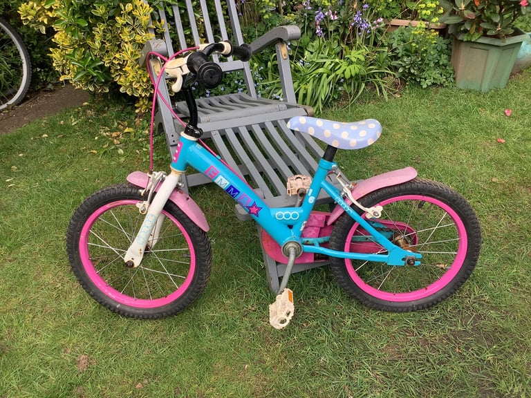 Girls bike in Staffordshire Bikes Bicycles Cycles for Sale Gumtree