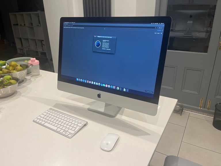 image for iMac 5k 27-inch 2019 with Mouse + Keyboard