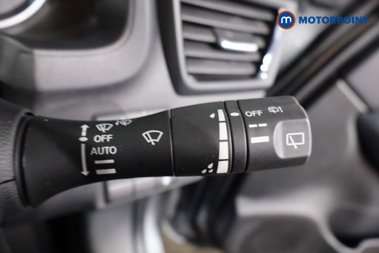 2022 Nissan Leaf 110kW N-Connecta 39kWh 5dr Auto Hatchback Electric Automatic