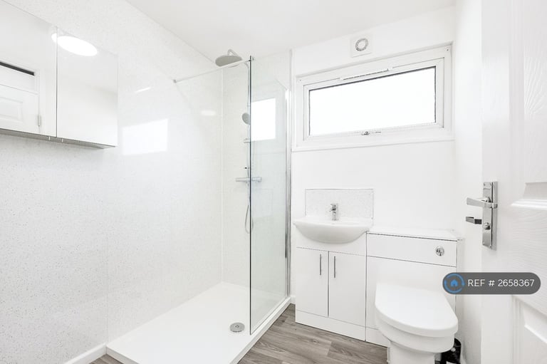 Studio flat in Norburn, Bretton, Peterborough, PE3 (#2658367)