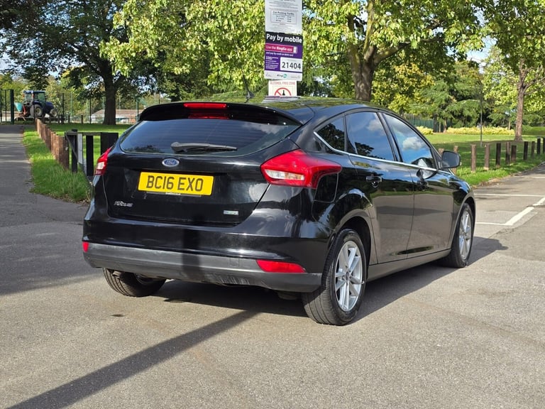 2016 Ford Focus 1.0 Manual Zetec EcoBoost 61000 Miles. NAV . PX OK. Petrol 5dr hatchback. HATCHBA...