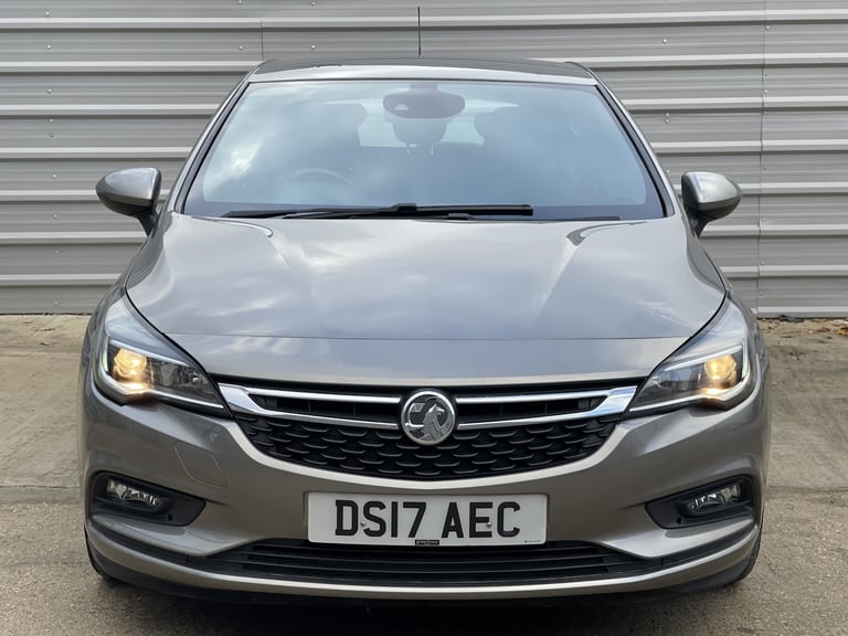 VAUXHALL ASTRA 1.4 i SRi 2017