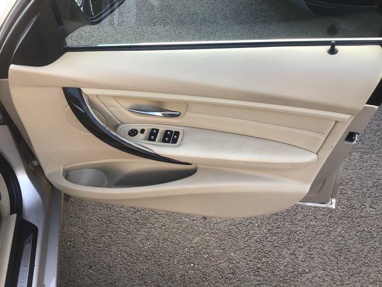 2013 BMW 3 Series 320d Luxury 4dr Step Auto SALOON Diesel Automatic