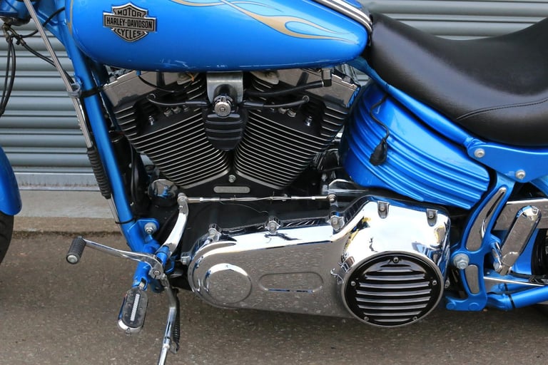 Harley-Davidson FXCWC SOFTAIL ROCKER C 2011 1584cc