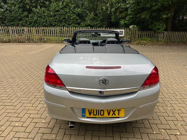 2010 Vauxhall Astra 1.8 VVT Design 2dr CONVERTIBLE Petrol Manual