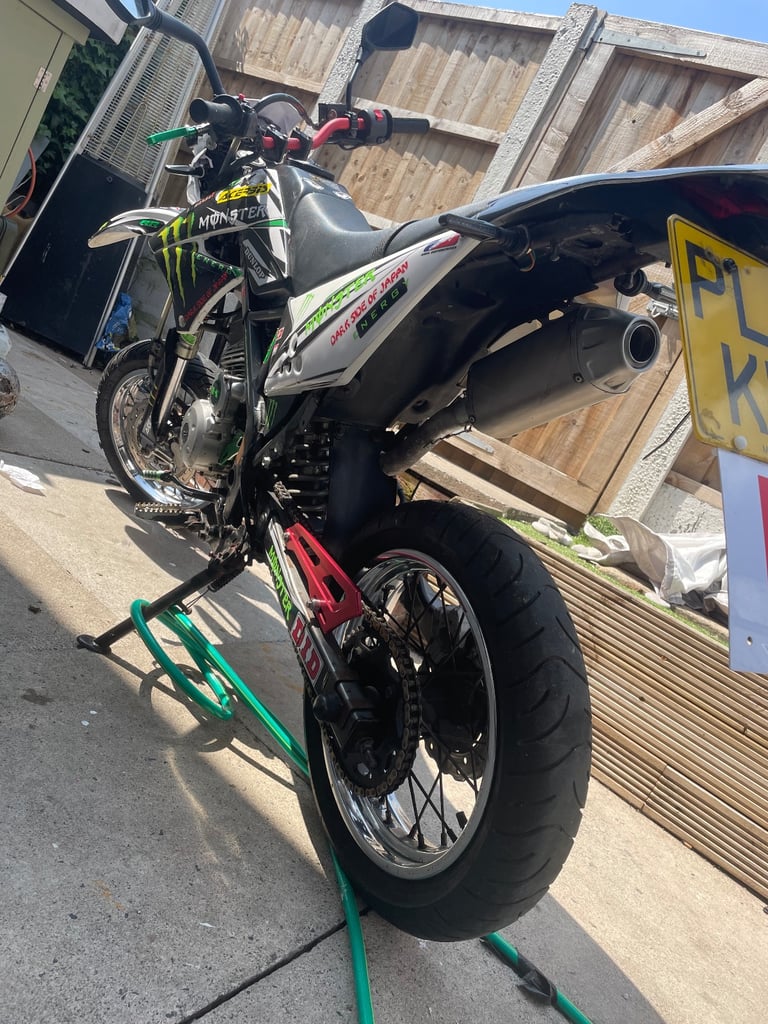 Kawasaki, D-TRACKER, 2016, 125 (cc)