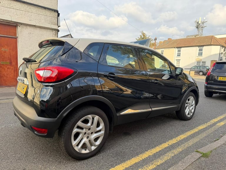 2016 Renault Captur 0.9 TCe ENERGY Dynamique Nav Euro 6 (s/s) 5dr HATCHBACK Petrol Manual