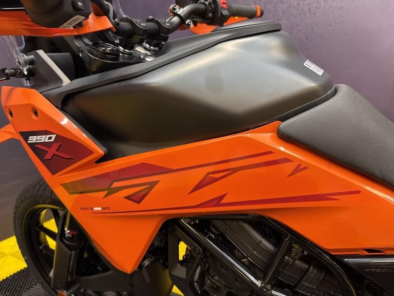 KTM 390 ADVENTURE X, 2025 low miles