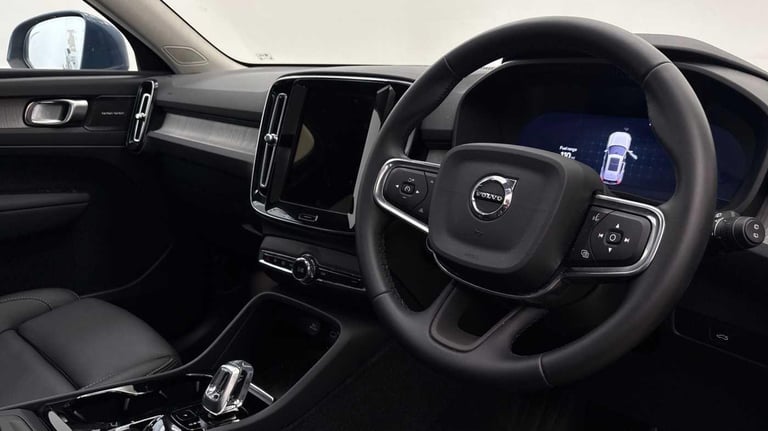2025 Volvo XC40 2.0 B4 MHEV Ultra Bright DCT Auto Euro 6 (s/s) 5dr ESTATE Petrol/Electric Hybrid ...