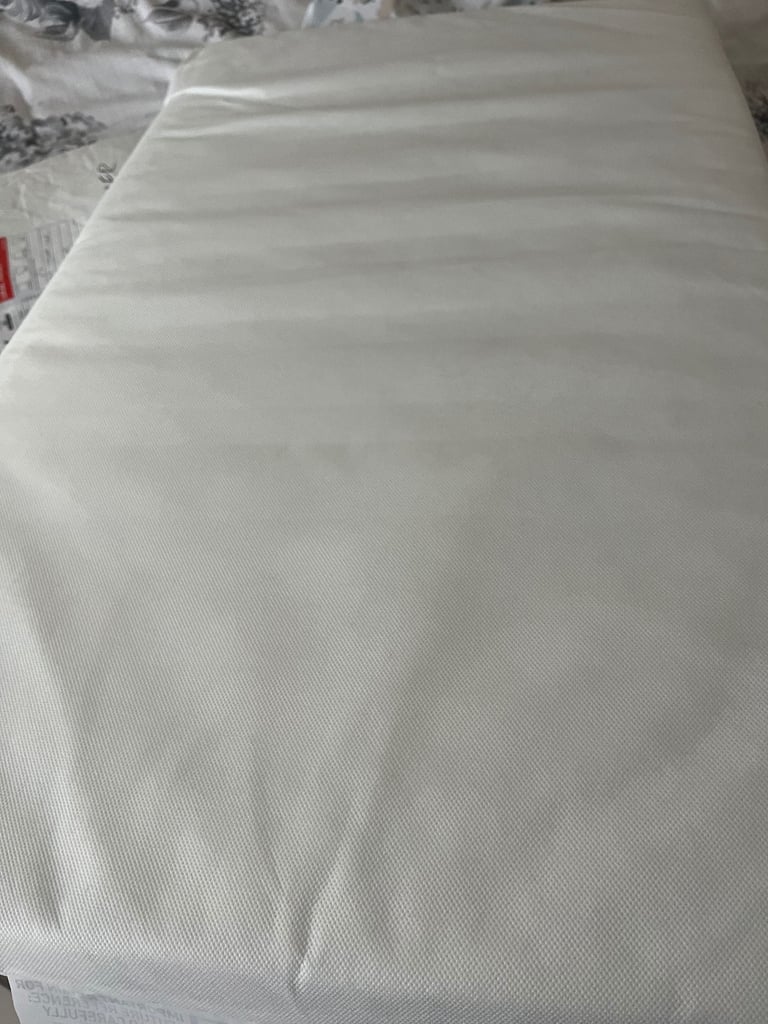 Mamas and Papas petite cot