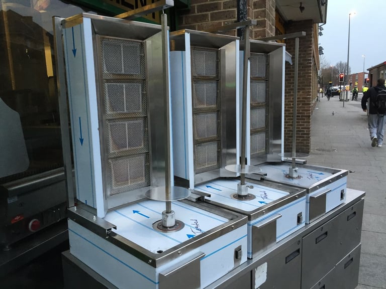 NEW GAS 4 BURNER DONER KEBAB SHAWARMA GRILL MACHINE FAST FOOD CATERING COMMERCIAL SHOP