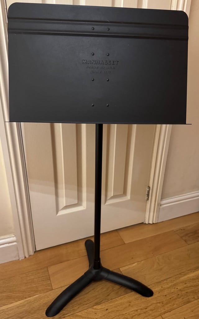 Manhasset music stand