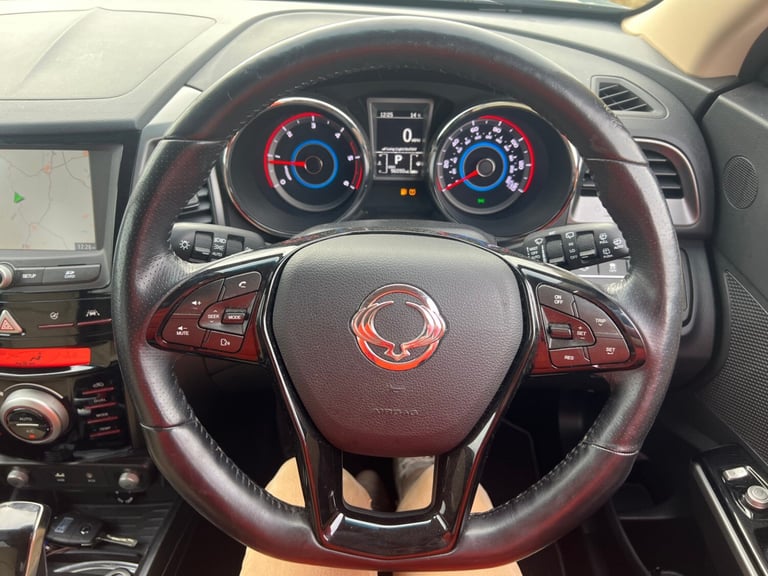 2019 SSANGYONG TIVOLI XLV ULTIMATE BLUE AUTOMATIC EURO 6 SALVAGE DAMAGED REPAIR
