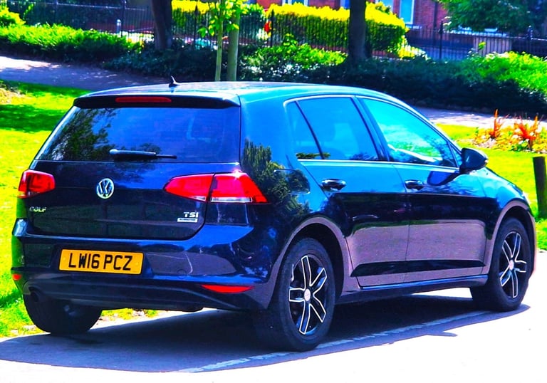 2016 Volkswagen Golf 1.2 TSi DSG Automatic (Low 65,700 Miles) 5dr hatchback. TopSpec . PX OK Hatc...