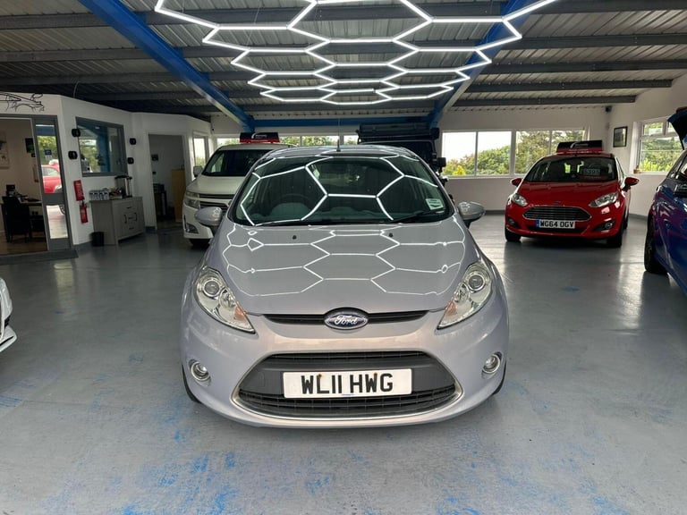 FORD FIESTA 1.6 TDCi DPF Titanium 2011