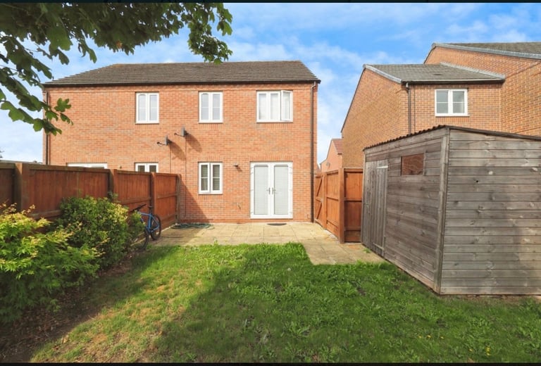 3 Bed Semi-Detached House, Adams Park Way, NG17