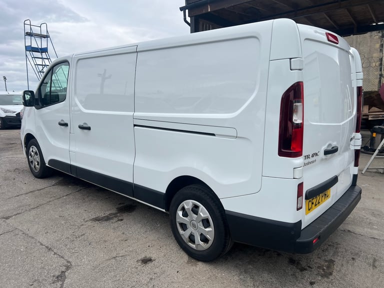 2022 Renault Trafic LL30 Blue dCi 130 Business+ Van PANEL VAN Diesel Manual
