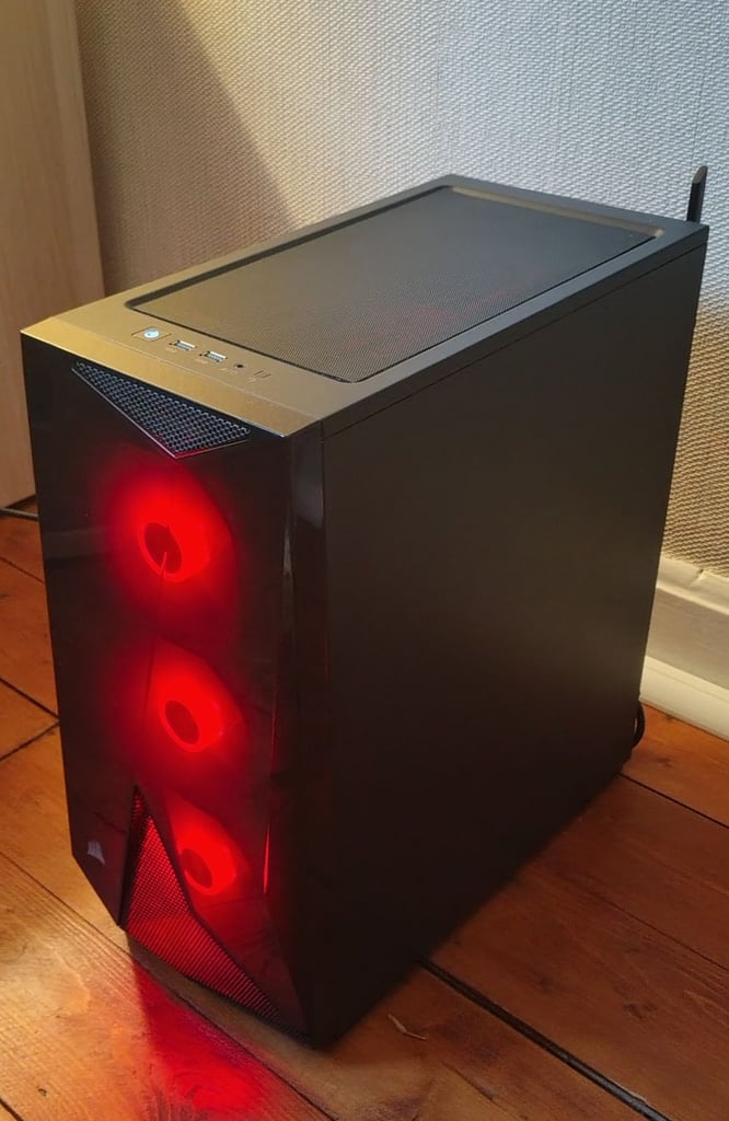 Gaming PC - Ryzen 5800X, 32GB DDR4, RTX 4060 Ti 16GB, 2.5TB