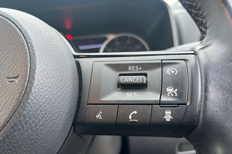 2022 Nissan Qashqai 1.3 DiG-T MH N-Connecta 5dr Hatchback Petrol Manual