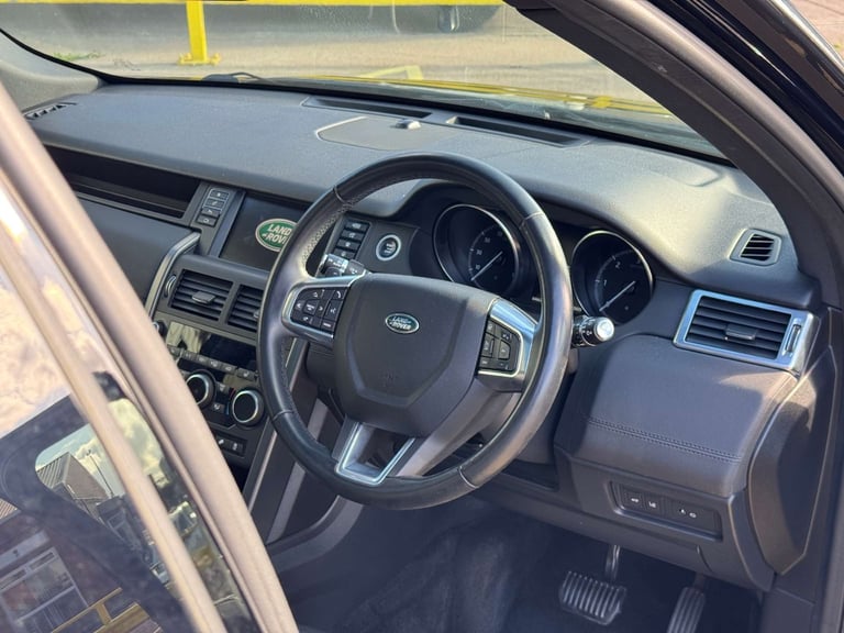 2019 Land Rover Discovery Sport 2.0 Discovery Sport Landmark TD4 Automatic 4WD 5dr - NATIONAL DEL...