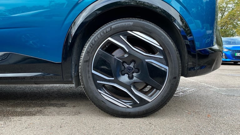 2024 Peugeot 3008 73kWh GT SUV 5dr Electric Auto (210 ps) SUV Electric Automatic