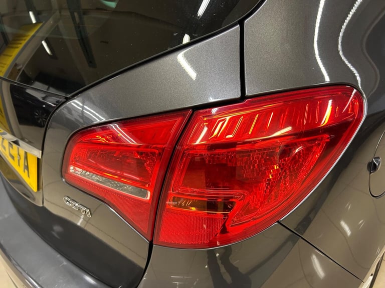 2012 Vauxhall Meriva 1.7 CDTi SE Euro 5 5dr MPV Diesel Manual