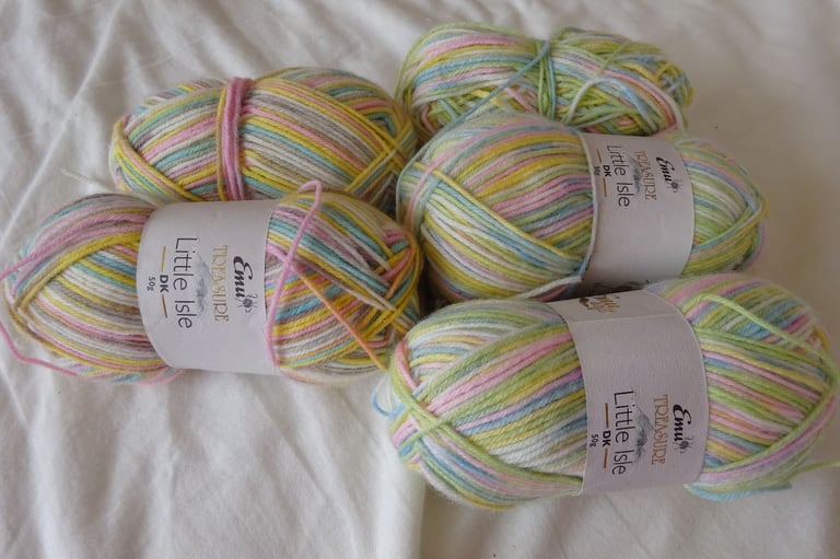 Emu Treasure Little Isle Baby DK Yarn Unused