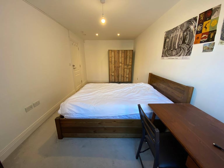 Very Spacious  2 big  double bedroom flat Oxford near West Way Square  shopping OX2  