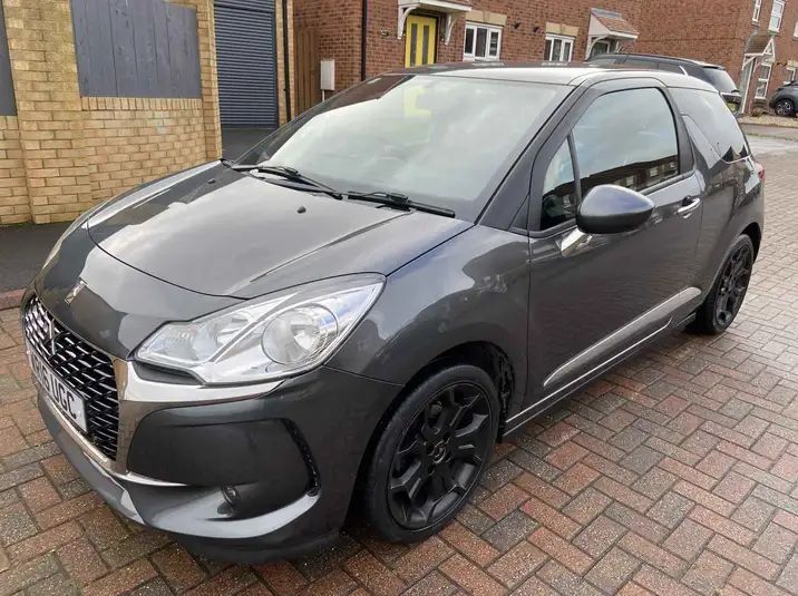 image for DS, DS 3, Hatchback, 2016, Manual, 1199 (cc), 3 doors