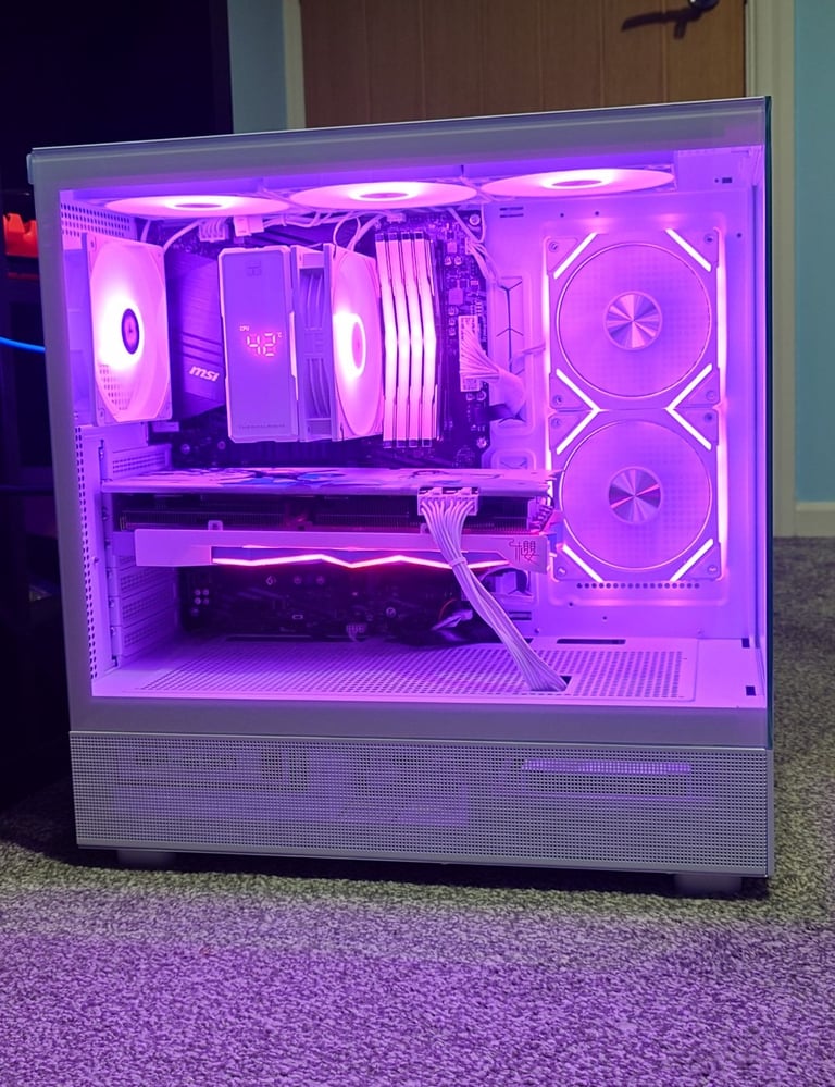Crazy fast Stunning Custom Gaming PC for sale | RX 6800XT | Ryzen 7 3800X | 32GB RAM | 512GB NVMe