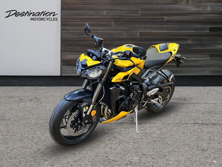 2025 Triumph Street Triple 765 RS PREMIUM COLOUR Petrol yellow 6 Speed