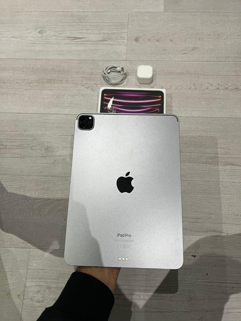 Ipad Pro 12.9 6TH Gen 5G Cellular Wifi 2023 M2 128GB 6 Generation