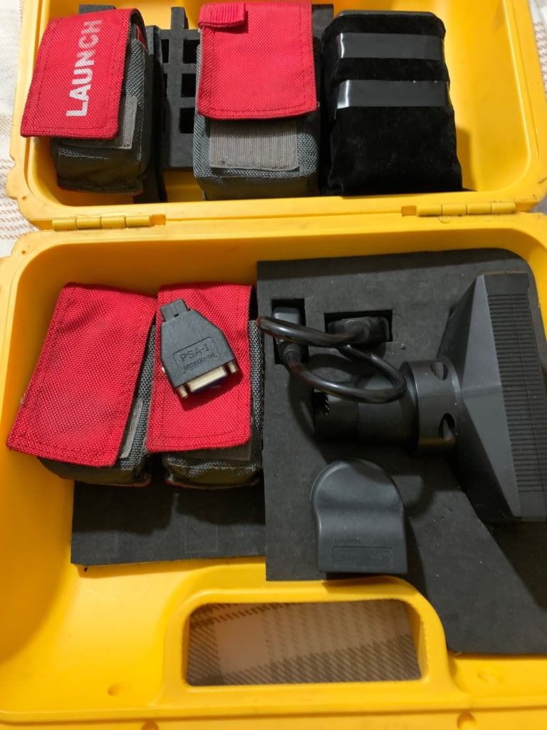Snap on and launch diagnostic equipment 