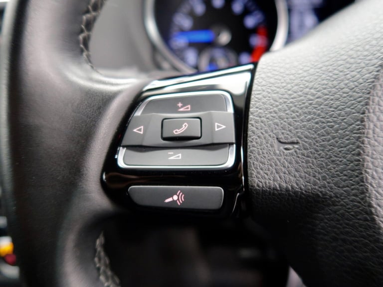 2011 Volkswagen Golf 2.0 TSI R (Leather) DSG 4motion Euro 5  Petrol Automatic