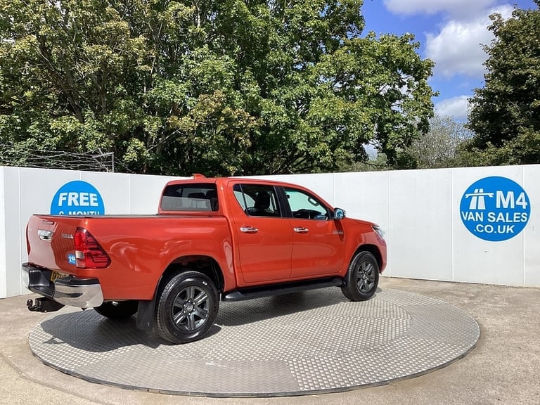 2022 Toyota Hilux D-4D Icon 4X4 D/C A/C Euro 6 Pickup Diesel Manual