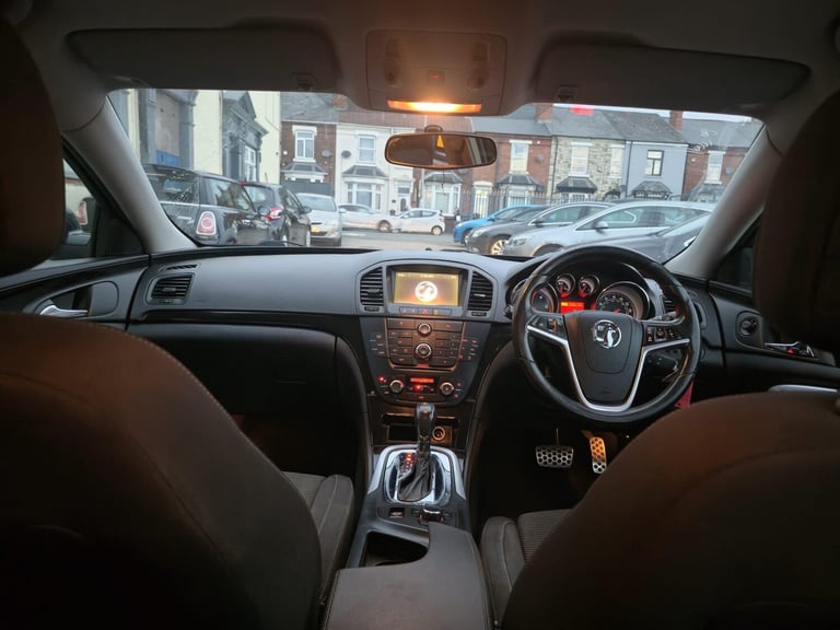 2012 Vauxhall Insignia 2.0 CDTi SRi Nav [160] 5dr Auto HATCHBACK DIESEL Automatic
