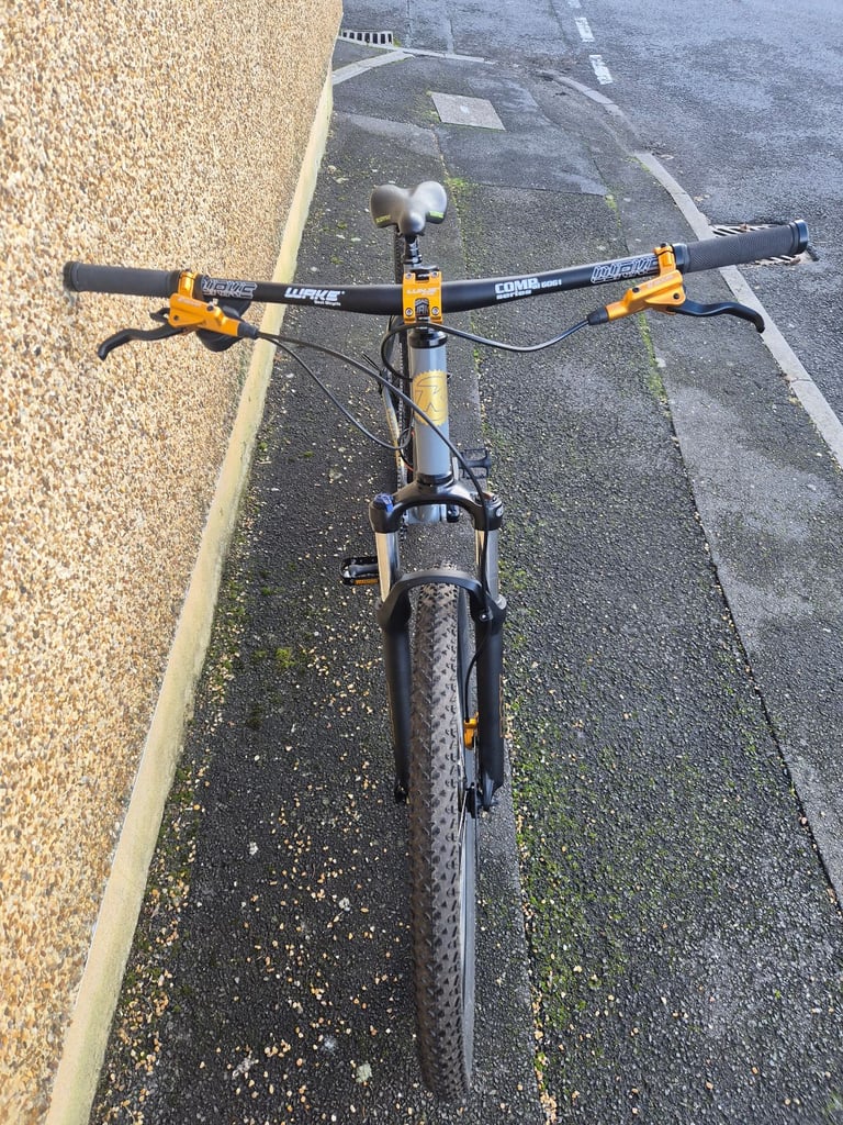 Kona lava dome mountain bike 29er  (1 of 1 )