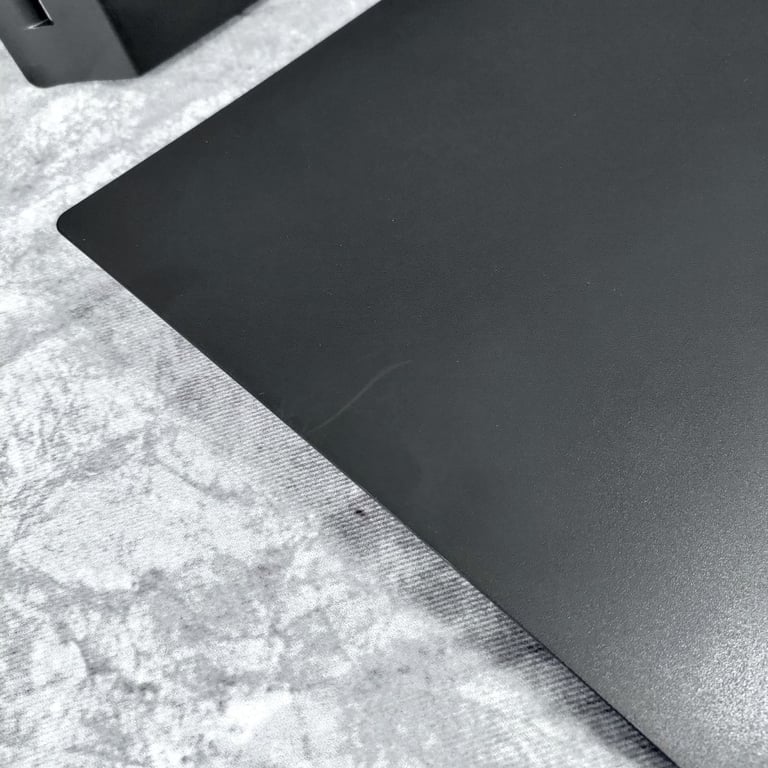 SONY PlayStation 5 - Disc Edition (CFI-1016A) 2 Controllers + Dbrand Darkplates + Damascus Holo Red