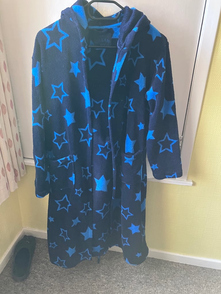 image for Dressing gown age 11-12