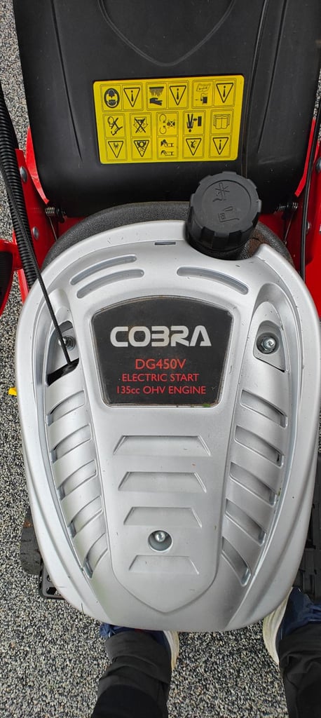 Cobra DG450V Lawnmower