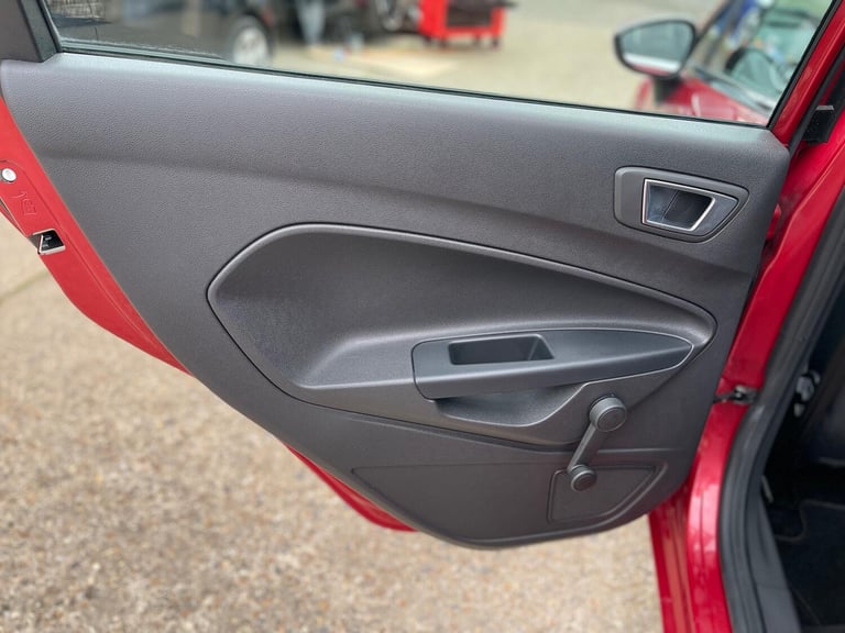 FORD FIESTA 1.0 T EcoBoost Zetec 2015