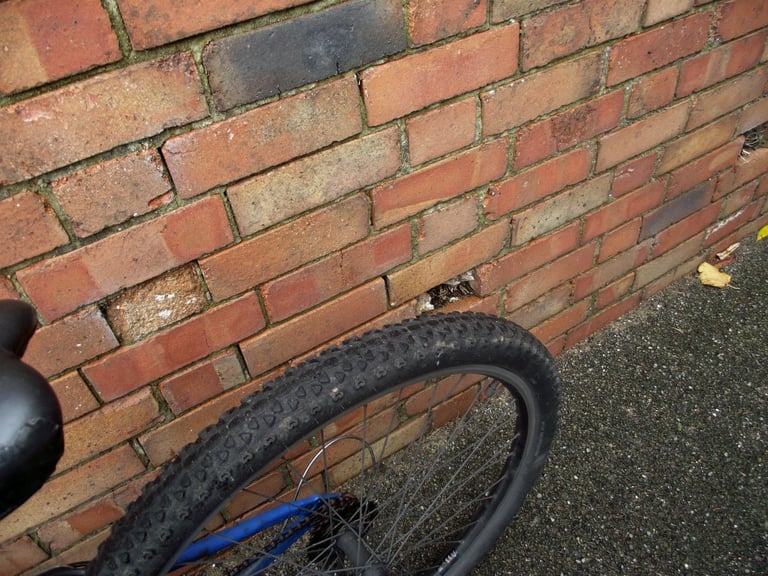 APOLLO PHAZE MOUNTAIN BIKE FOR SALE.CLEAN CONDITION.(FULLY SERVICED)