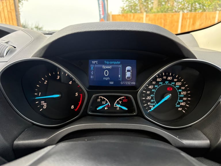 2014 Ford Kuga 2.0 TDCi Titanium 2WD Euro 5 5dr HATCHBACK Diesel Manual