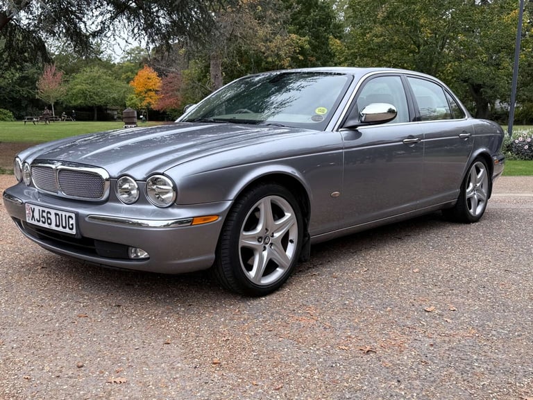 2007 Jaguar XJ 2.7 XJ Executive TDVi Auto 4dr Saloon Diesel Automatic