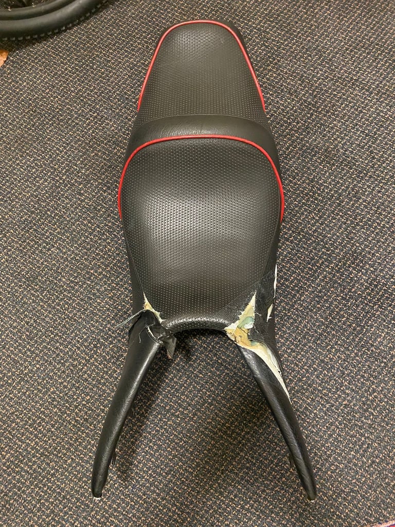 image for Honda VFR 750 F 1990-93 Seat Saddle by 'Custom Seats' for repair
